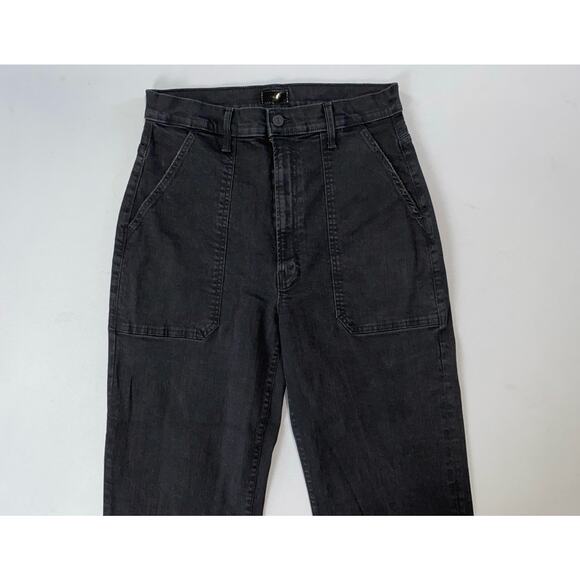 MOTHER Denim - Mother The Wrapper Patch Springy Ankle Jogger Jeans in Not Guilty. Women's 30.